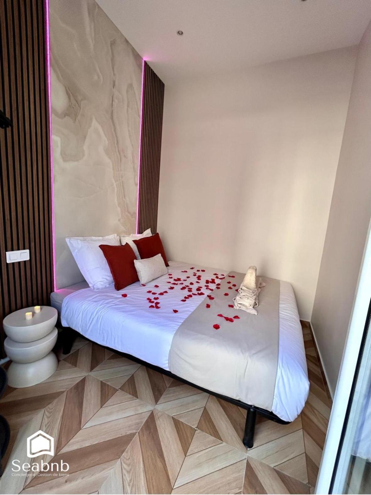 Luxurious - Seaside - Bath - Wifi - Ac Appartement *